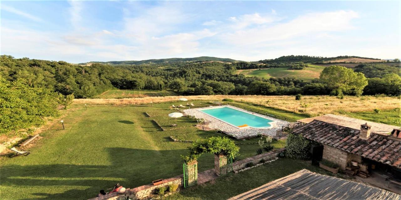 モンテ・カステッロ・ディ・ヴィービオ Campo Al Vento - Country Farmヴィラ エクステリア 写真